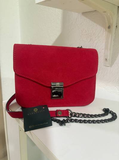 Црвена мала чанта ❤️