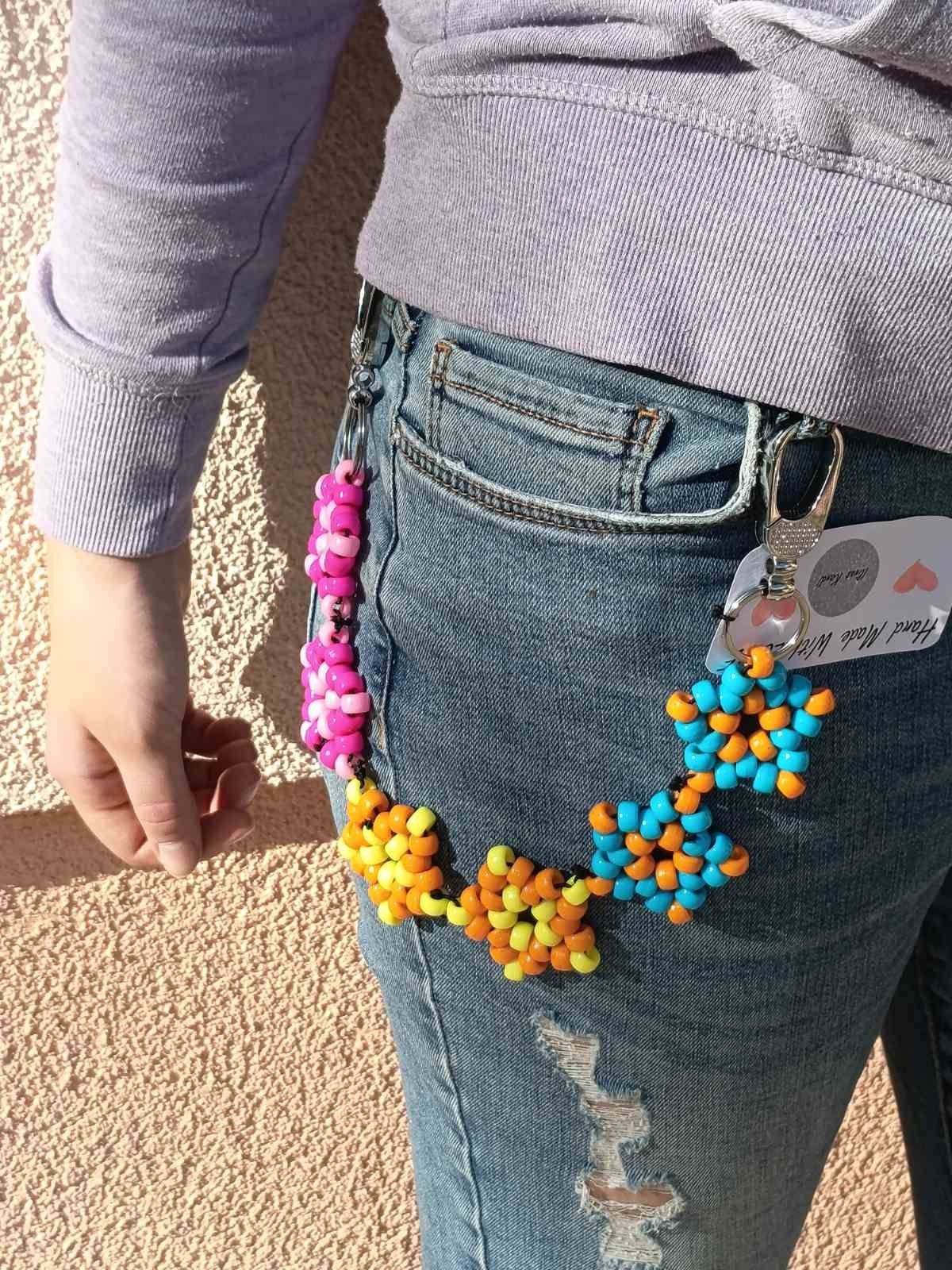 Рачна изработка - Kandi star chain - 2