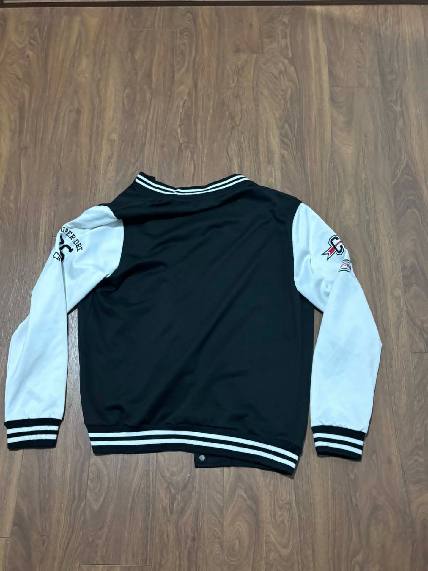 Varsity Jakna - 4
