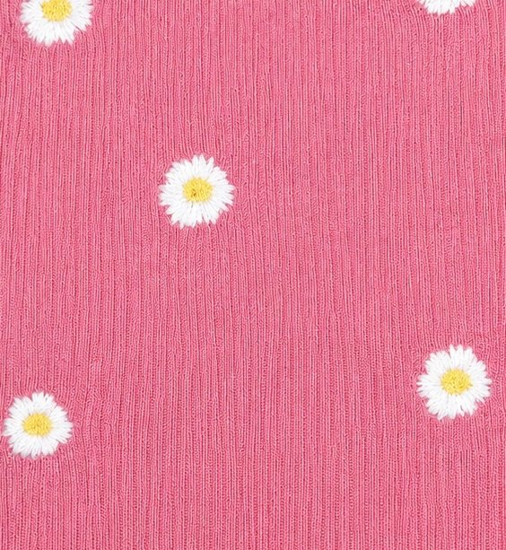 Розов кроп-топ со везени бели цветчиња 🌸 - 5