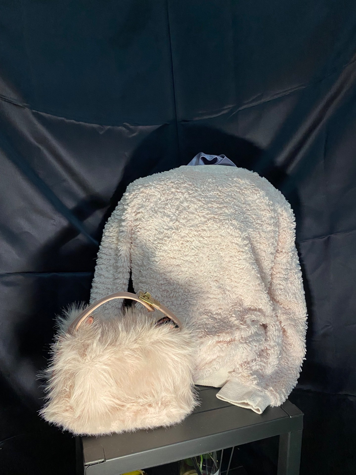 Џемпер Fluffy
