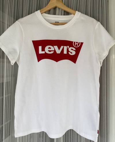 НОВА! Класична Бела Levi's Маичка со Лого  Големина L