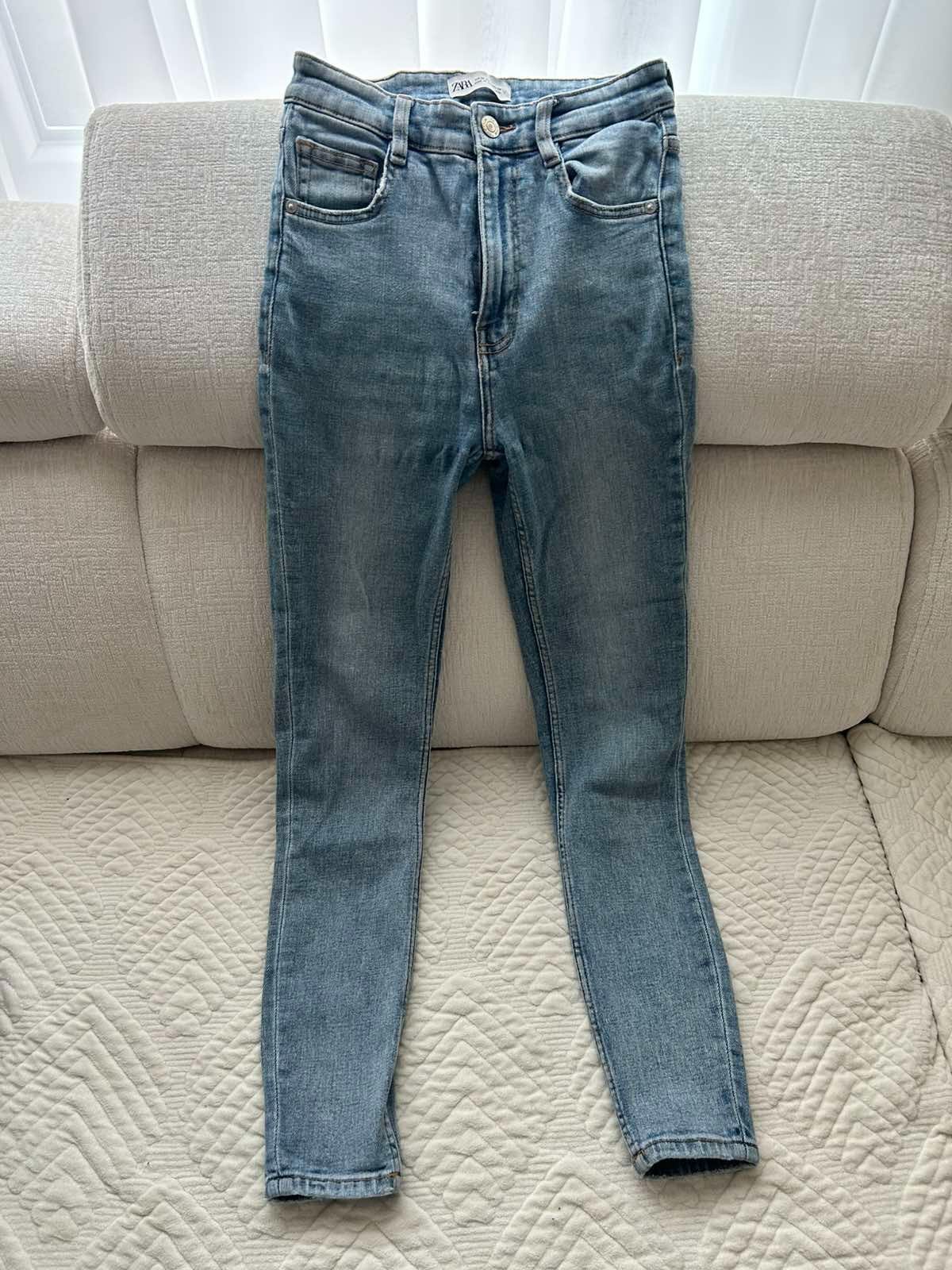 Zara Фармерки