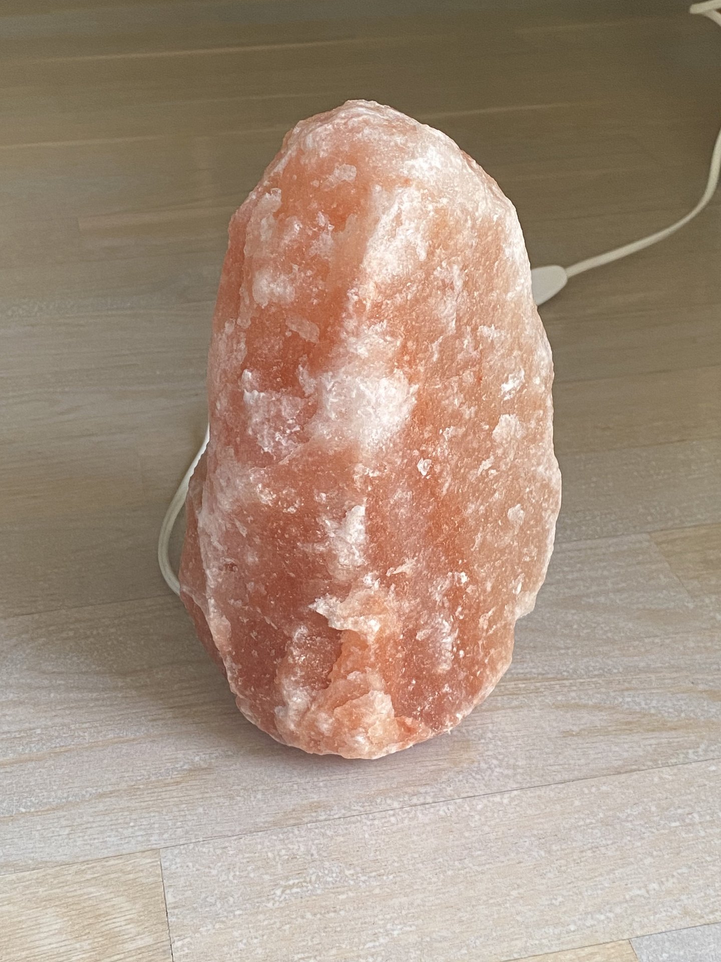 Lamba od kamen od himalajska sol