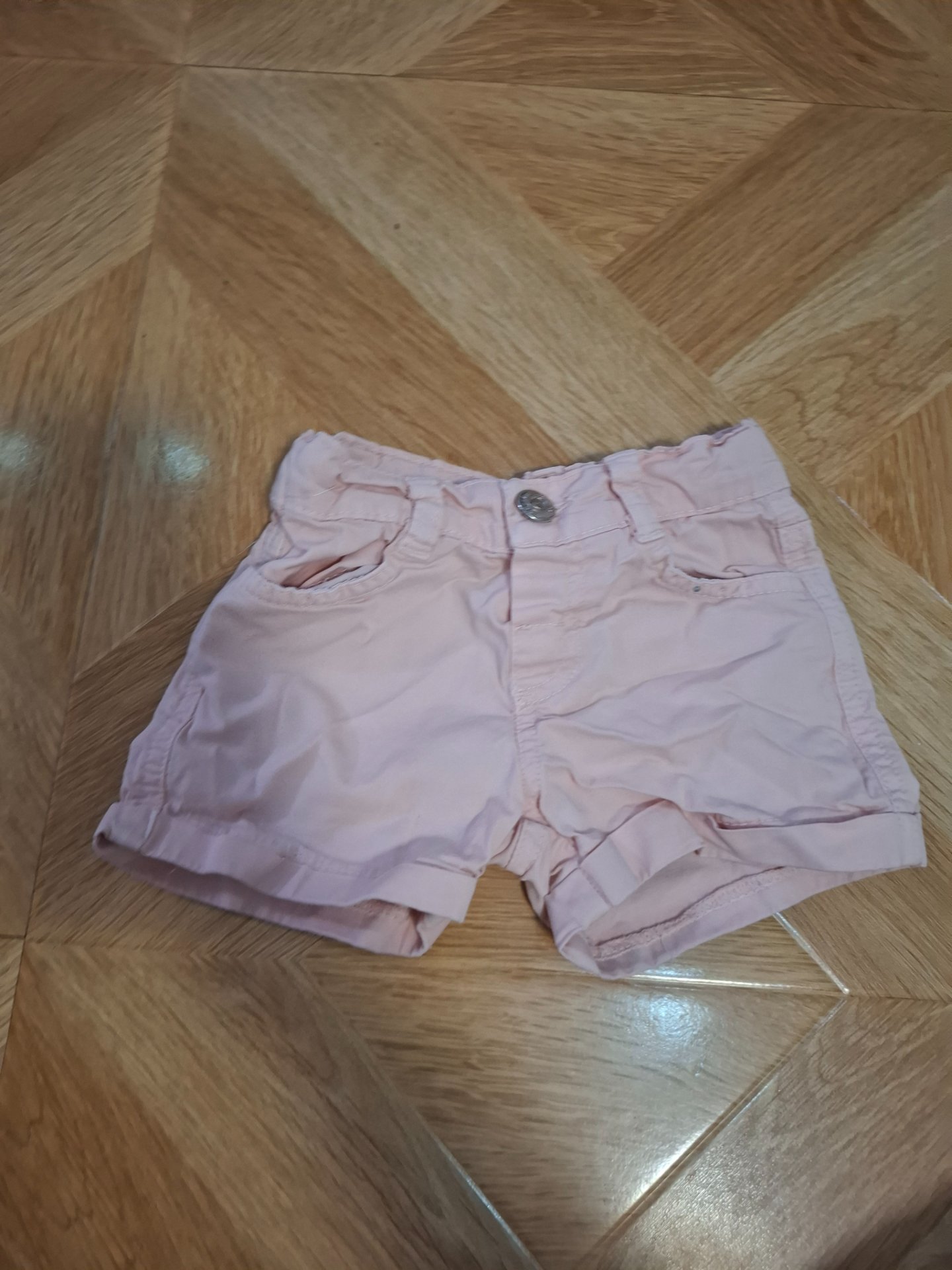 Kusi pantaloni