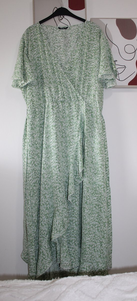 Shein nov fustan