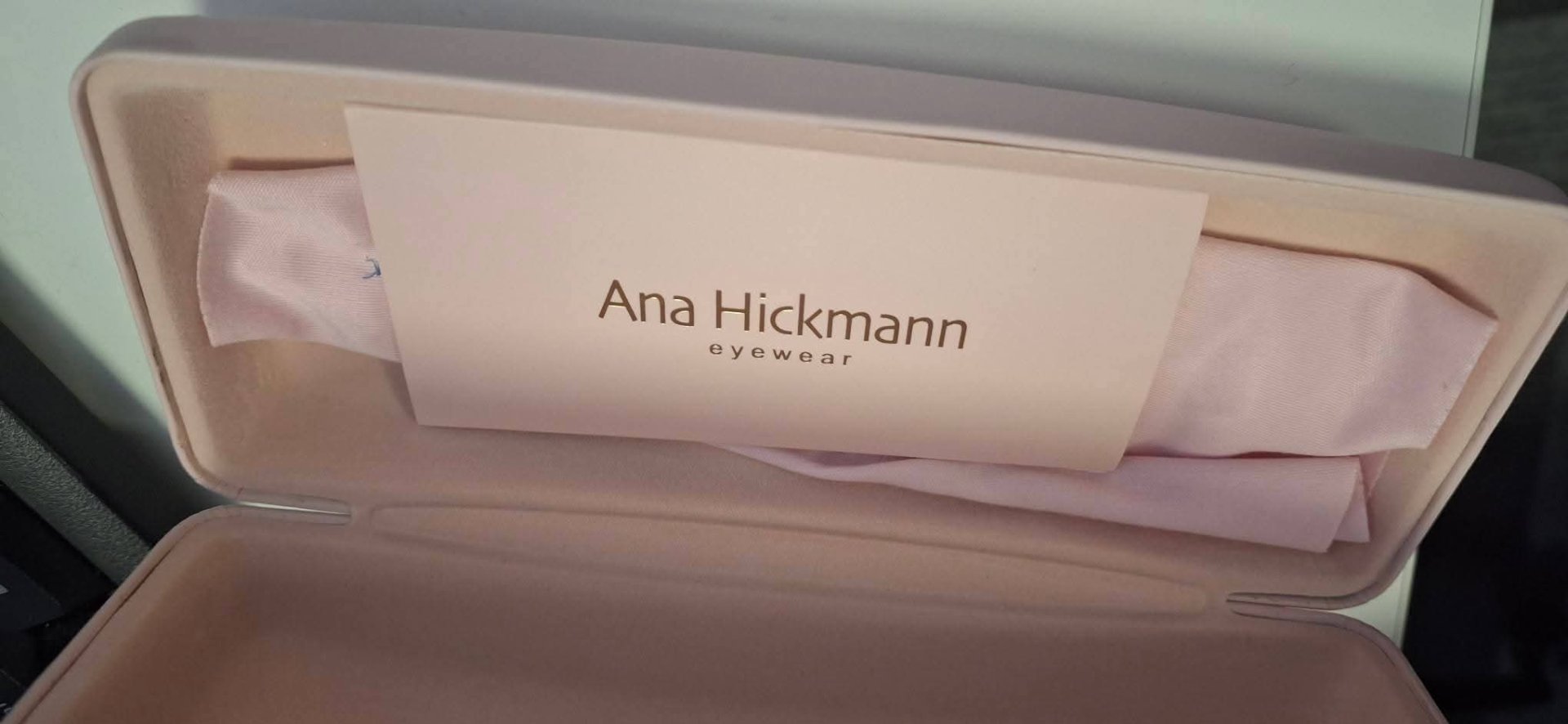 Ana Hickman - 3