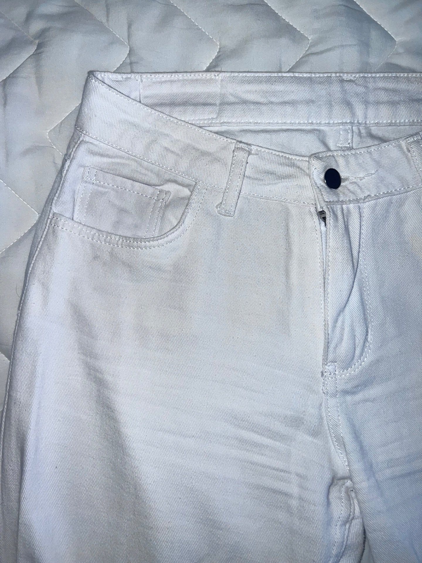 Бели фармерки - 3