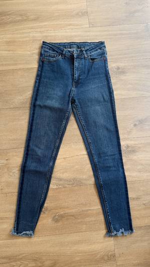 Skinny jeans