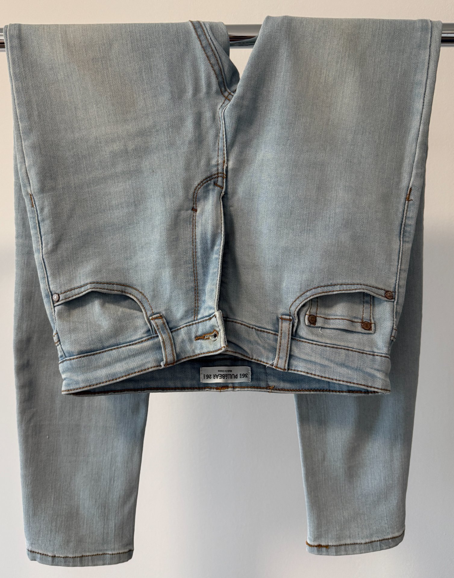 Svetlo sini farmerki Pull and Bear