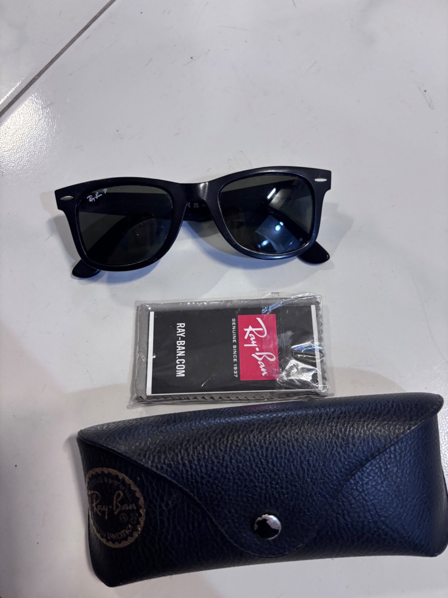 Ray Ban