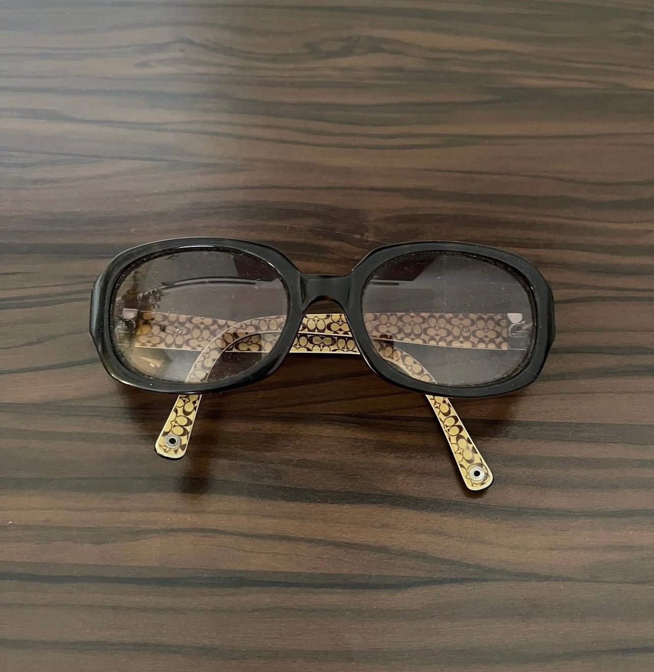 COACH Sunglasses ( Authentic from USA)