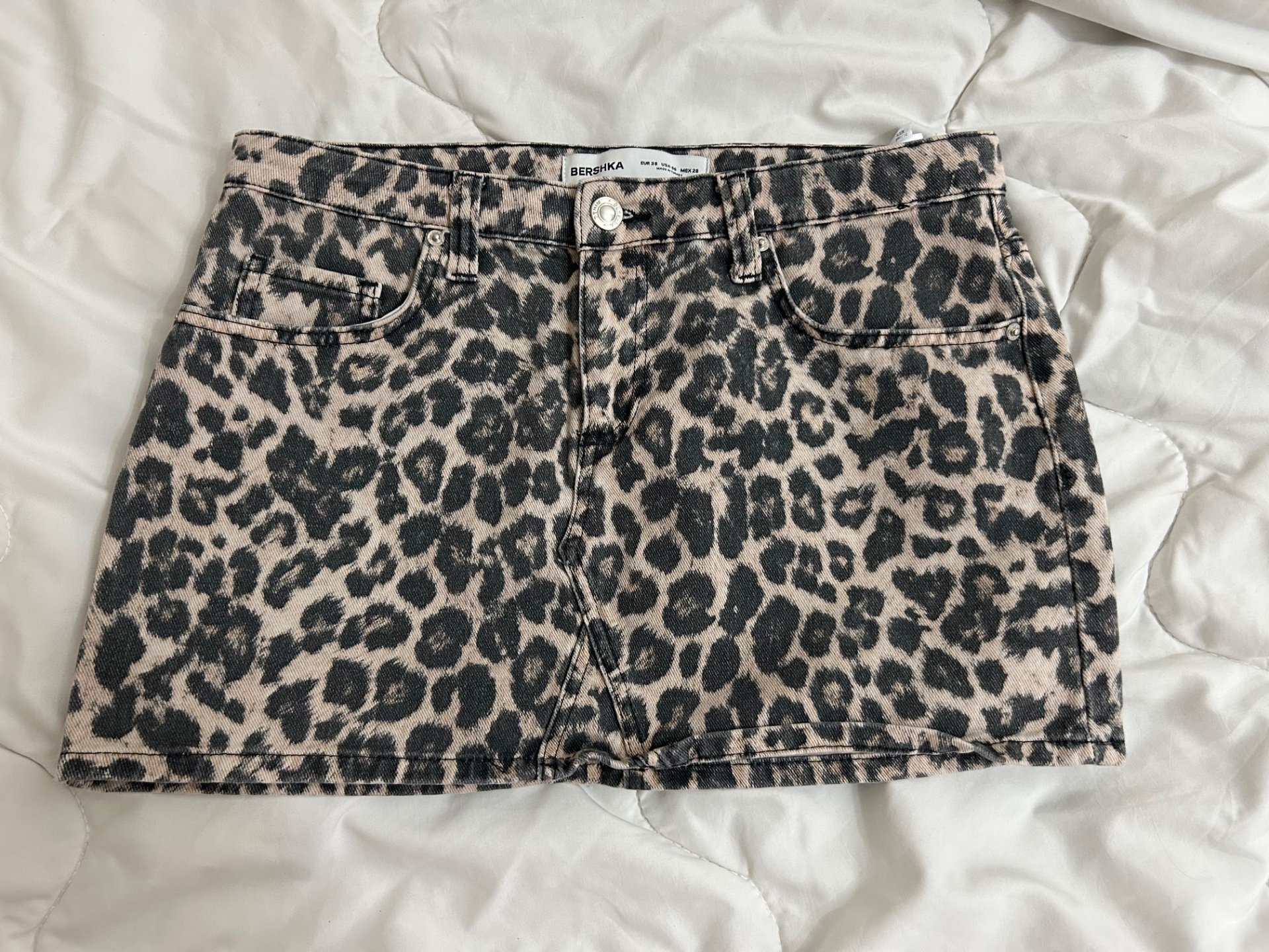 animal print skirt