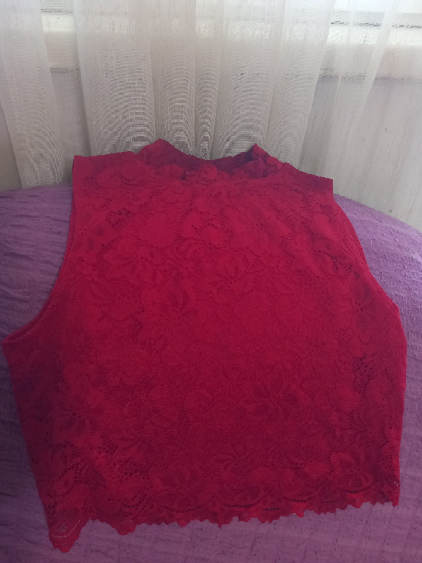 New Yorker cipskasta crvena maica