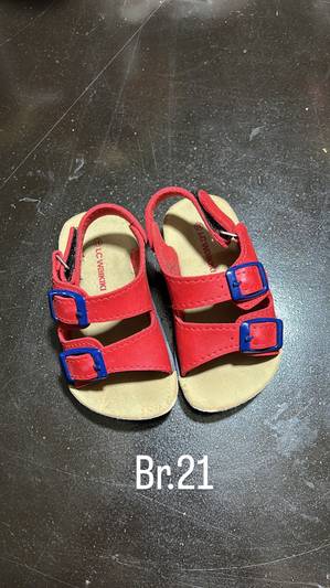 Sandali