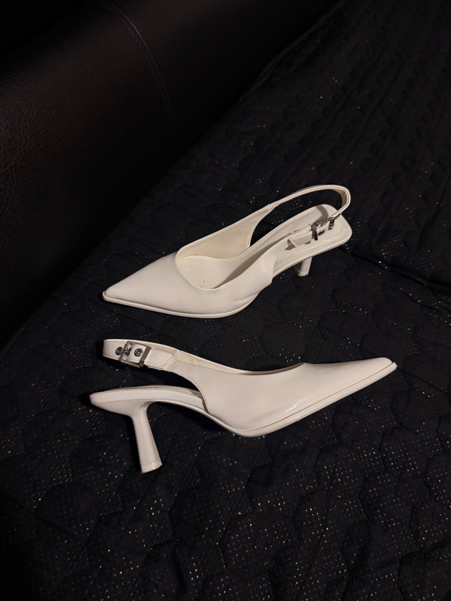 Beli stikli 38 - 2