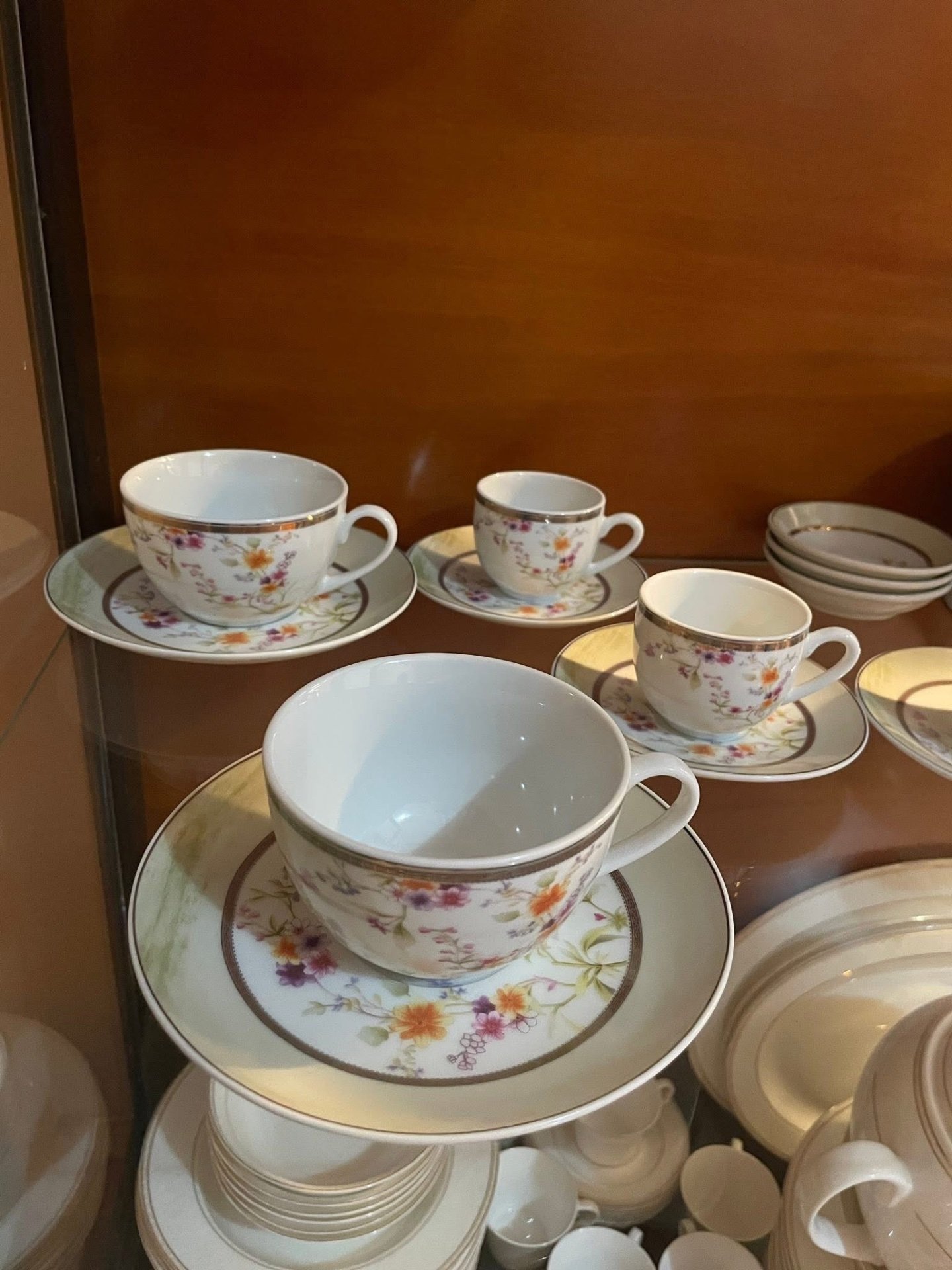 Продавам сет за кафе или чај - 3