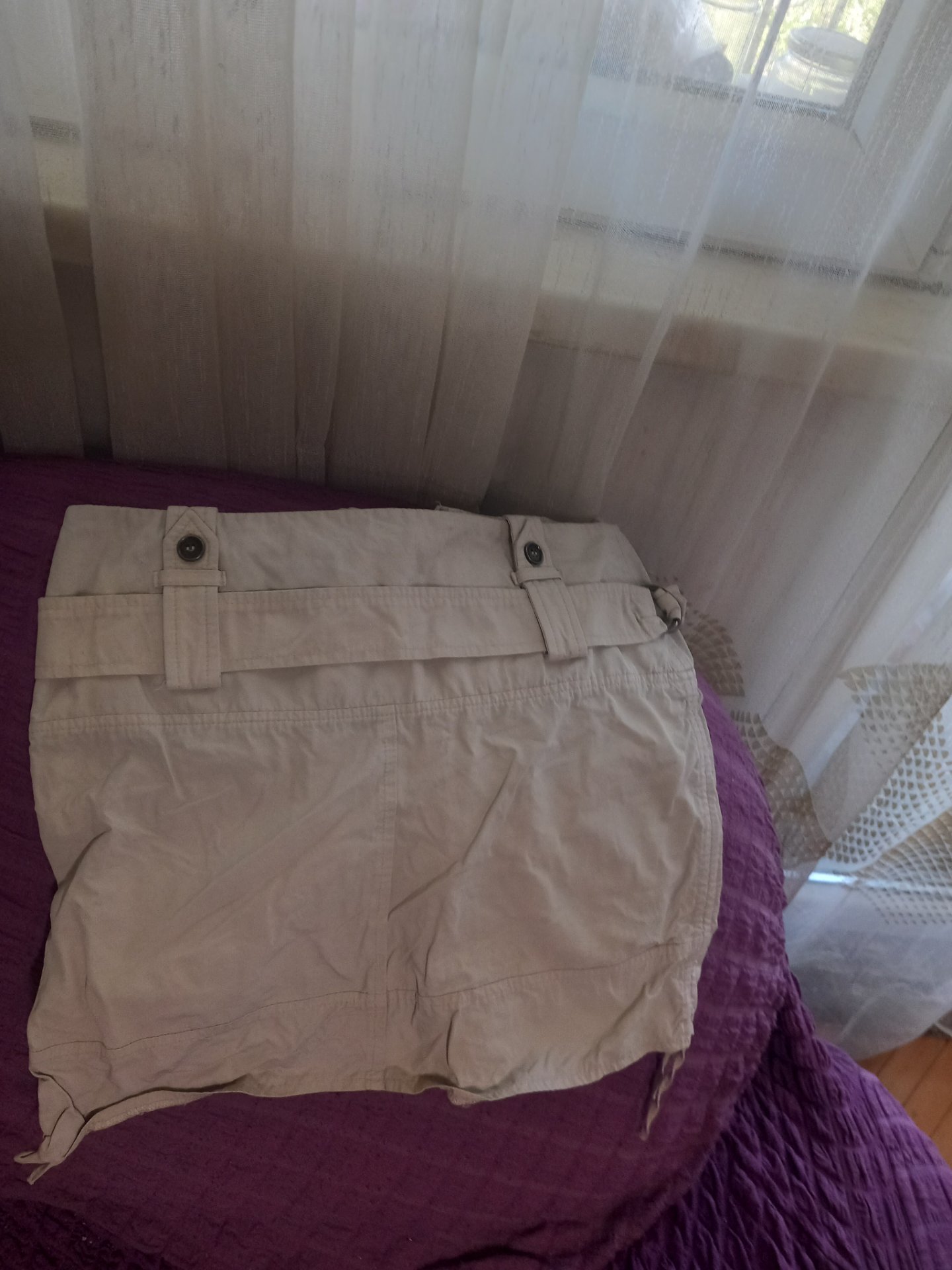 Bershka kratka suknja