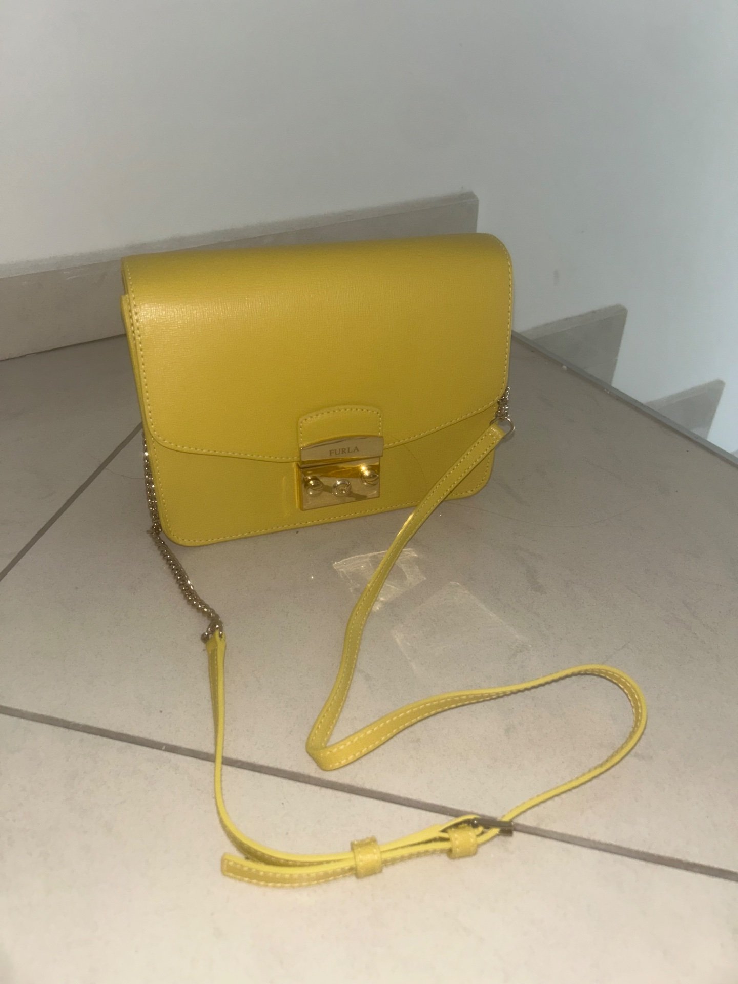 furla чанта