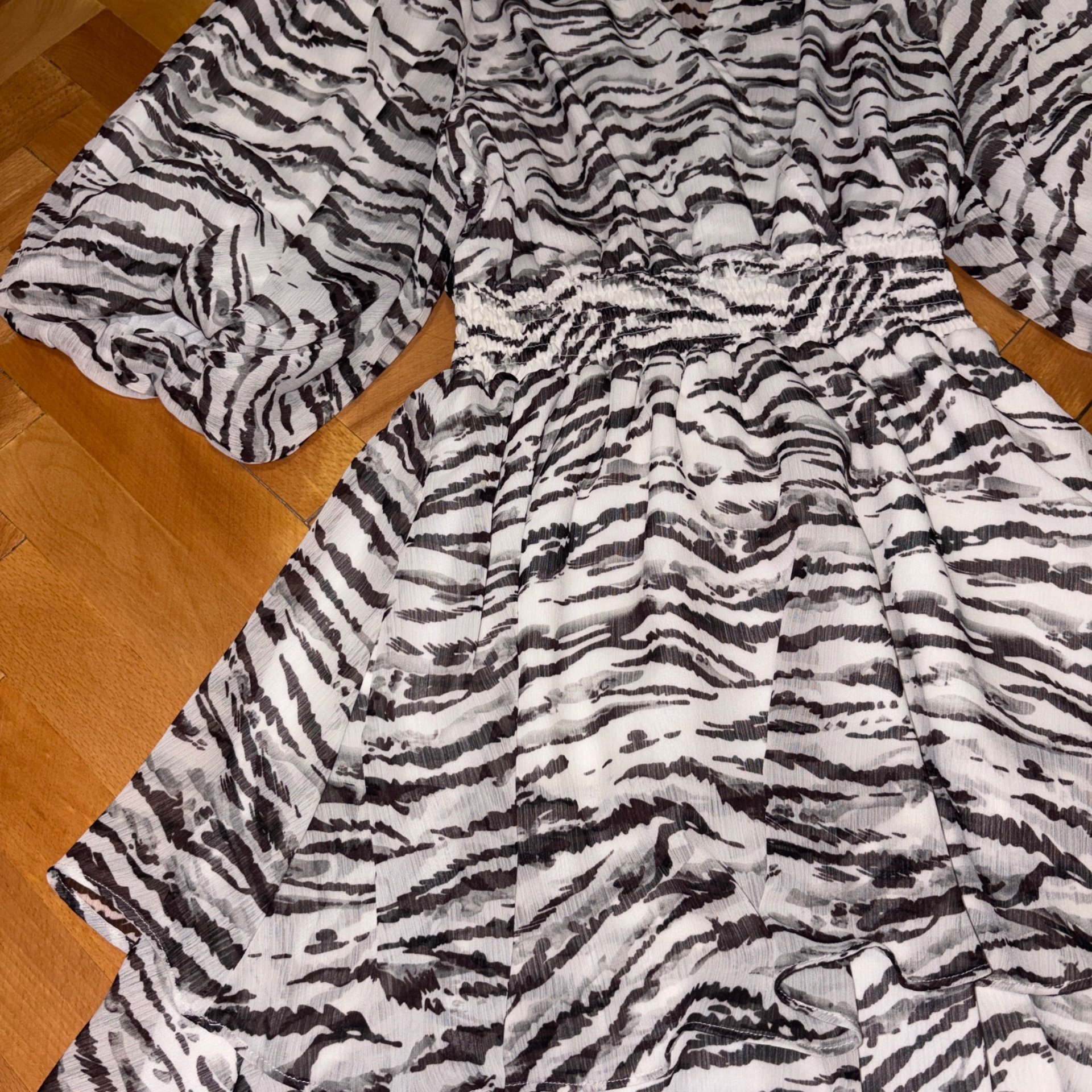 Reserved dress - 3
