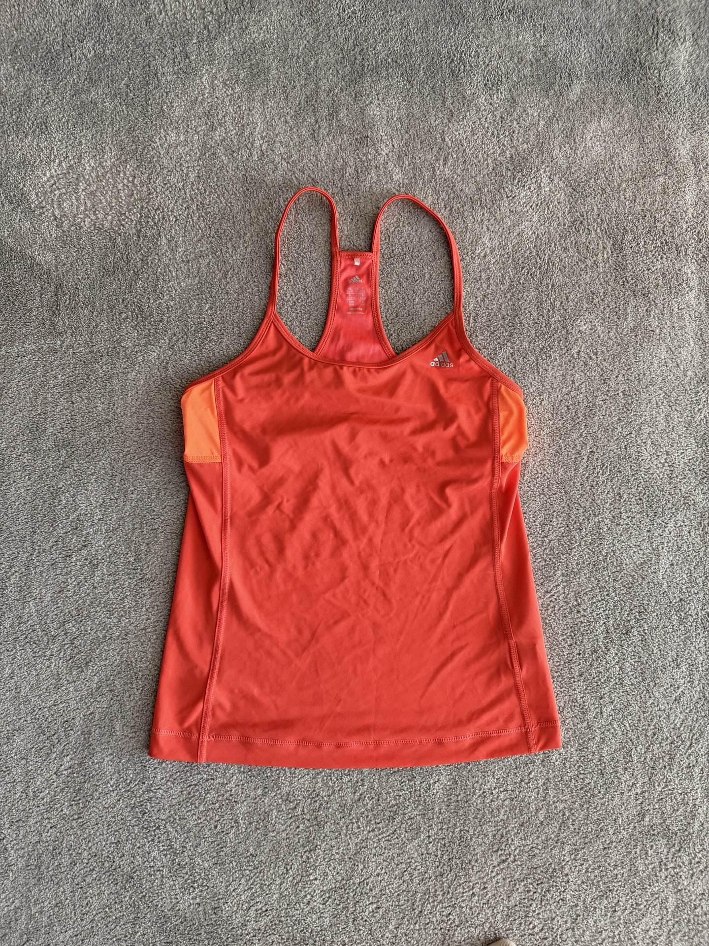 Adidas топ