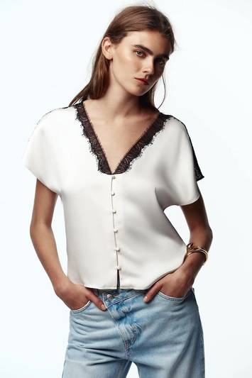 НОВО СО ЕТИКЕТА! ZARA Сатенска Блуза со Чипка ✨ (Достапна во XS, S, M, L)