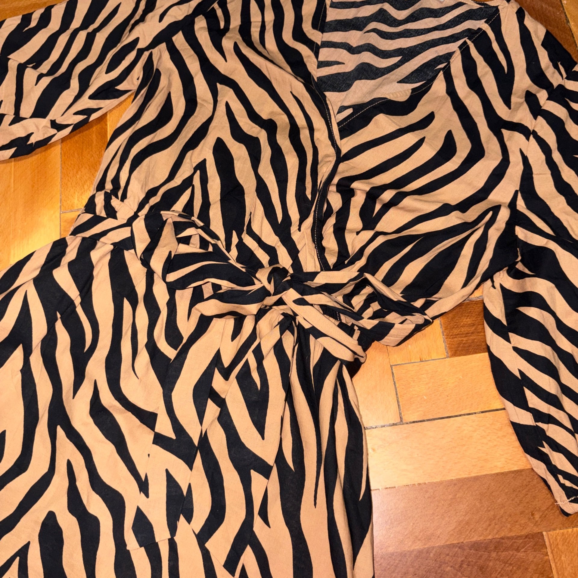 Reserved dress - 3