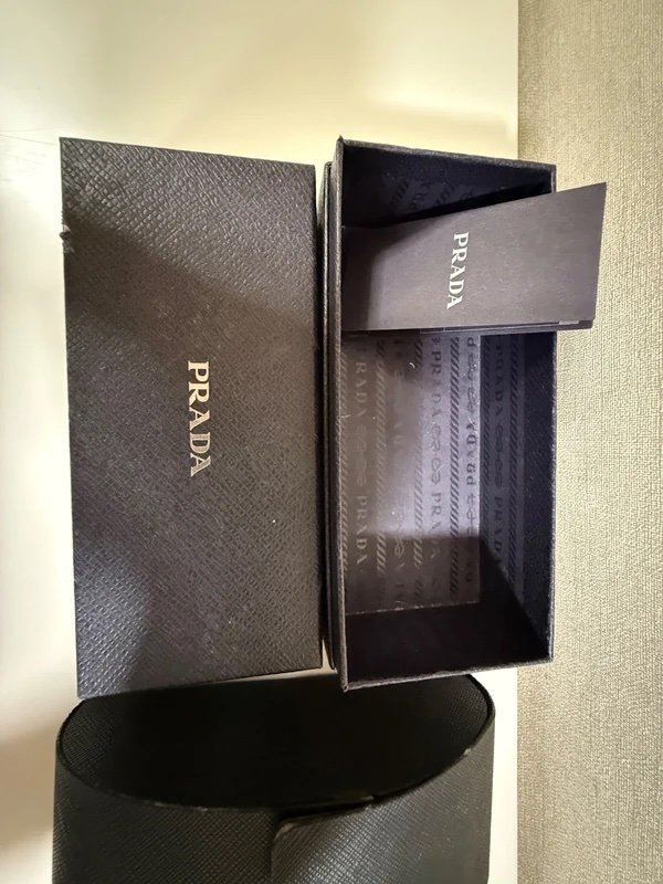 Prada очила за сонце - 3
