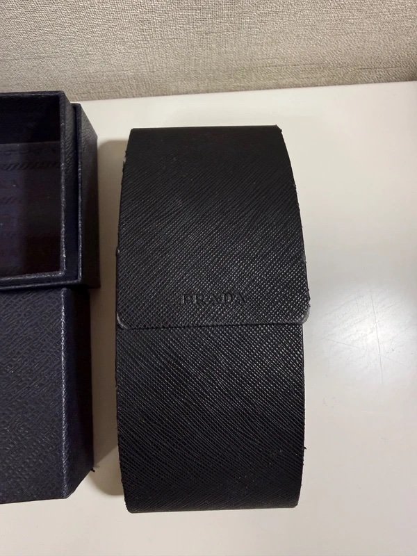 Prada очила за сонце - 4