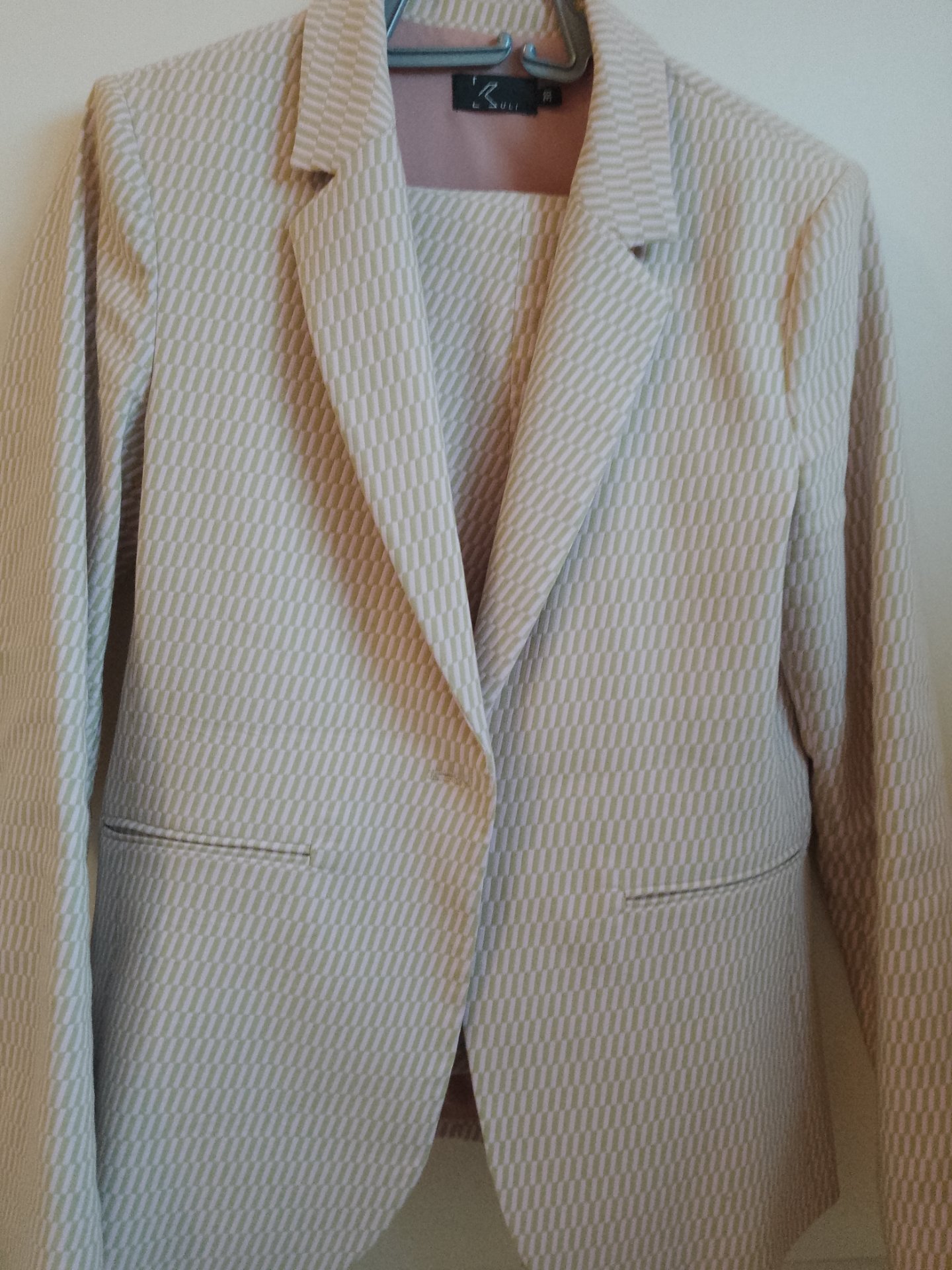 Сако+ панталони - 2