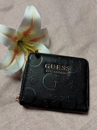 Guess paricnik