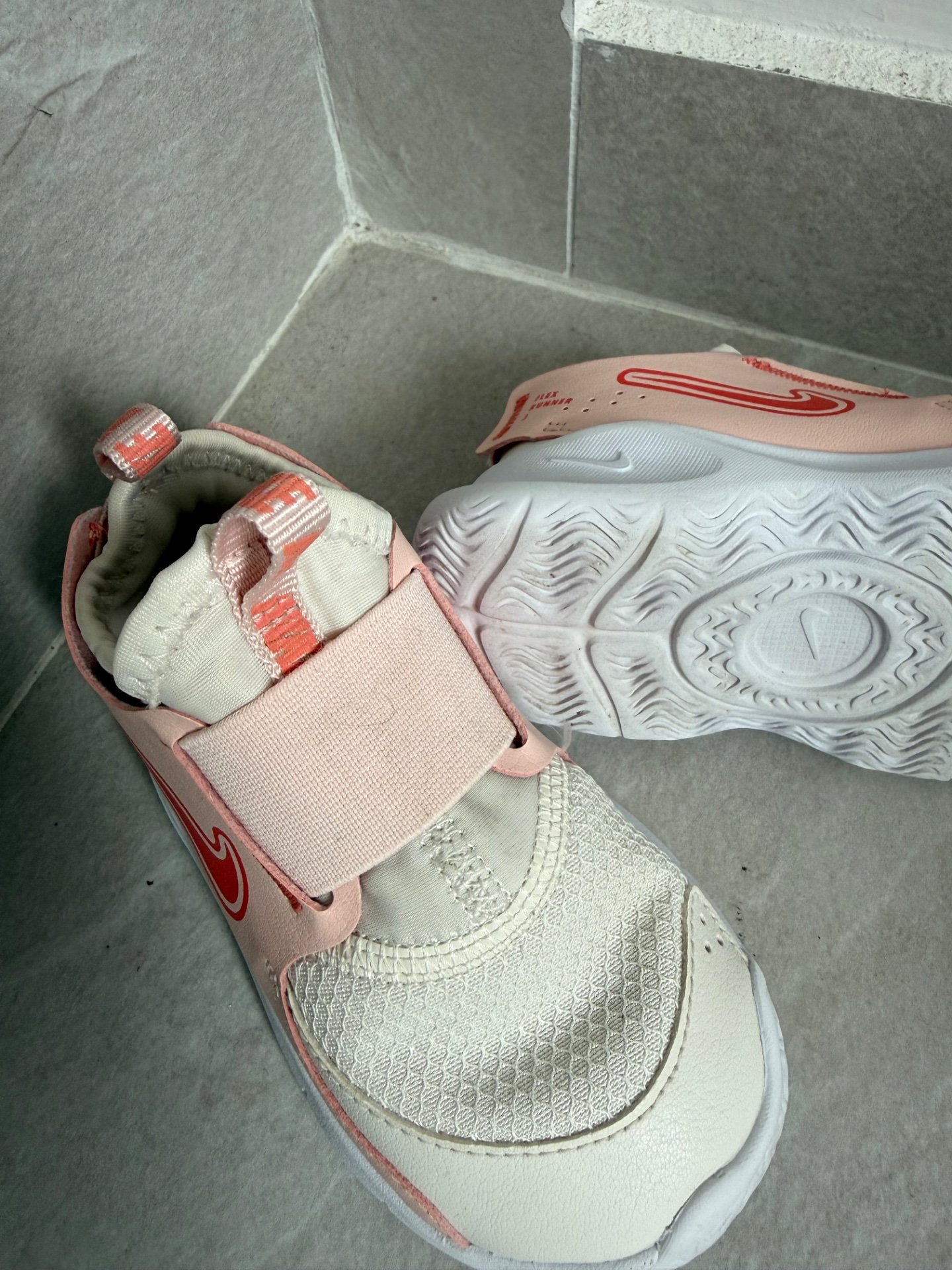 Nike 23.5 - 2