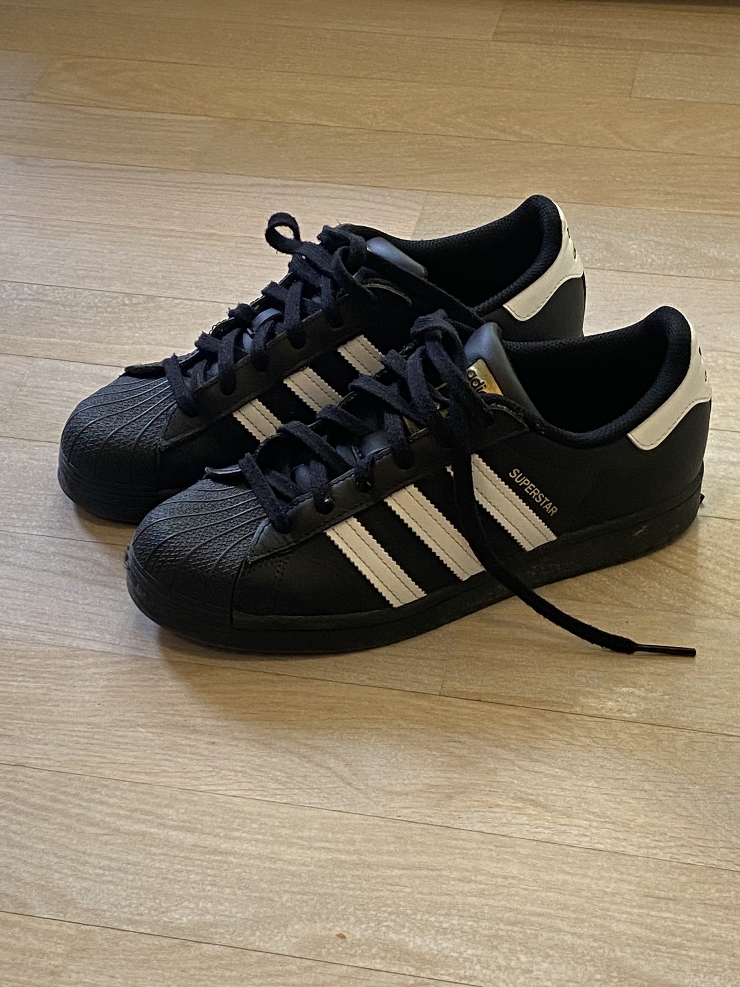 Adidas patiki