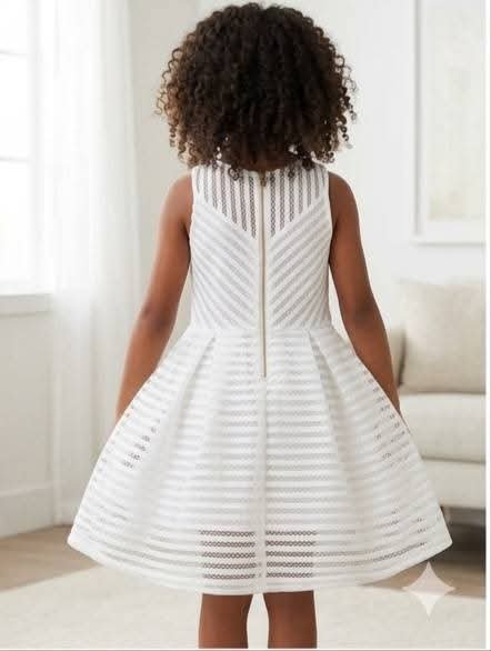 👗 - 2