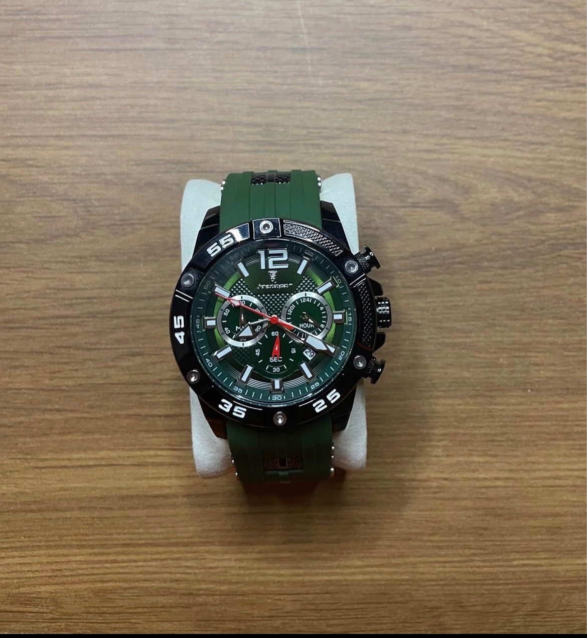 Машки часовник - 2