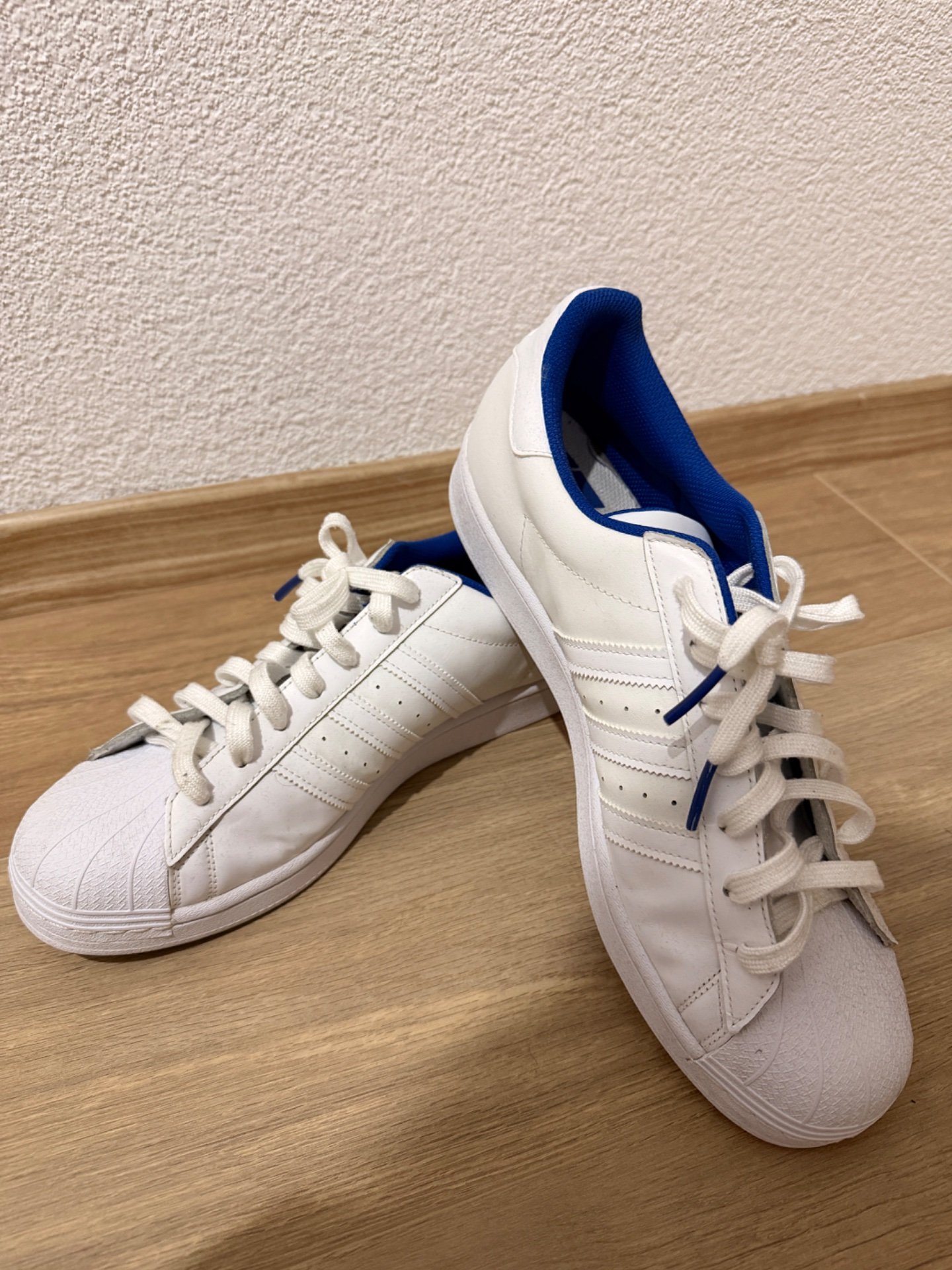 Original novi Adidas Superstar patiki - 2