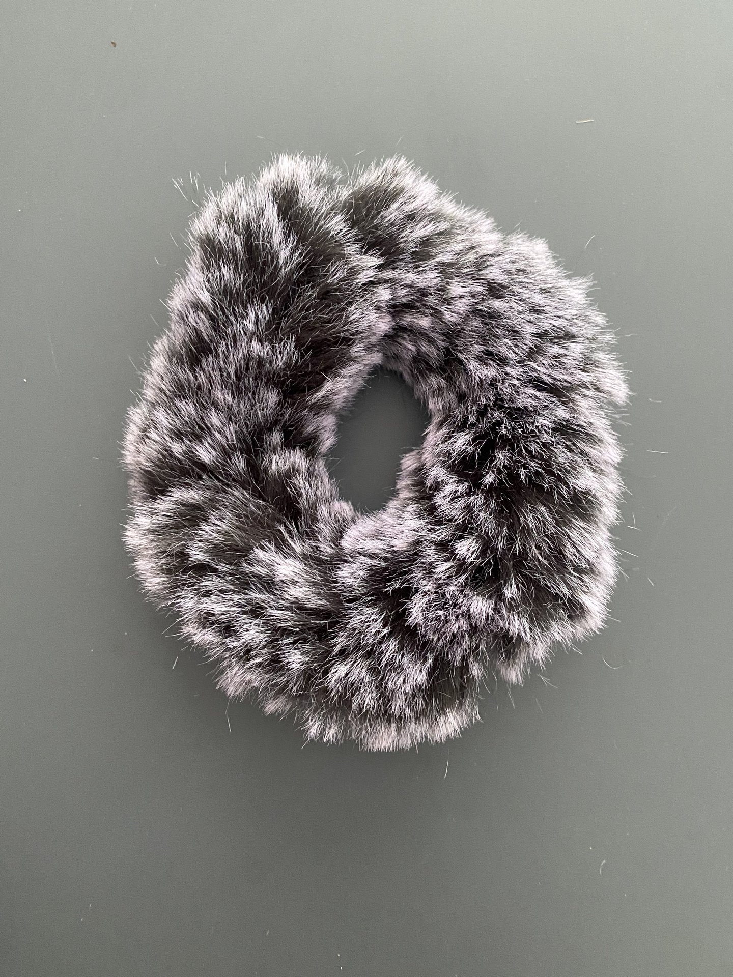 Razni stegaci za kosa - 4