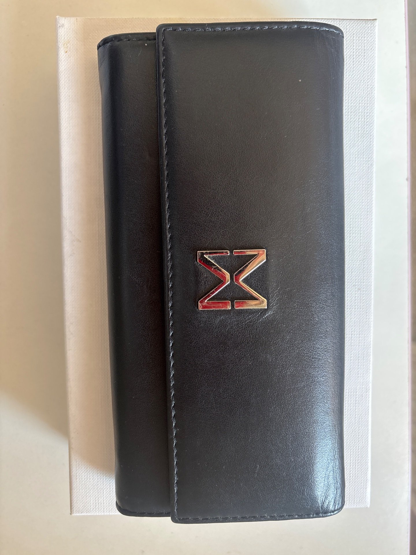 Mona паричник - 2