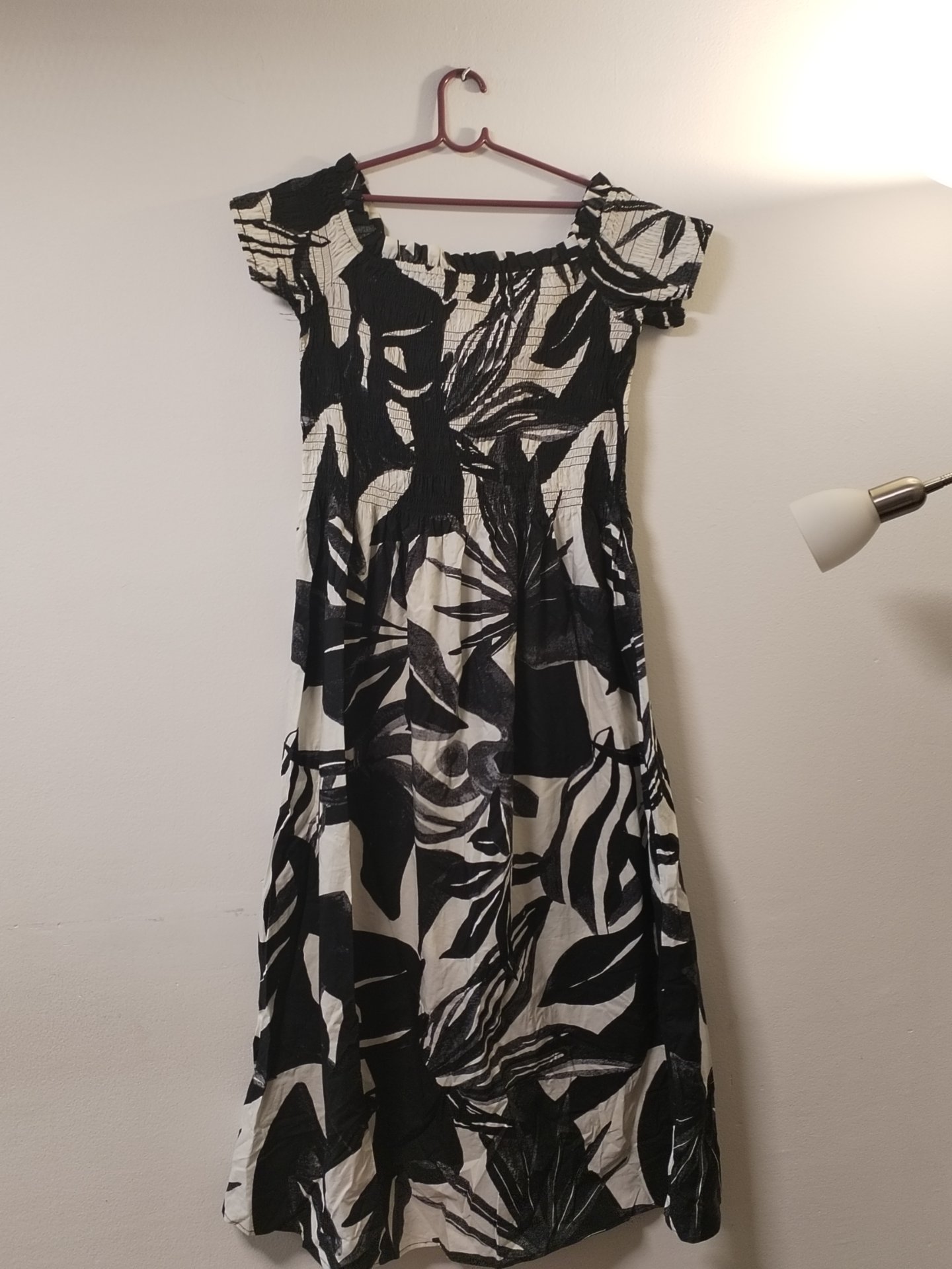 H&M фустан