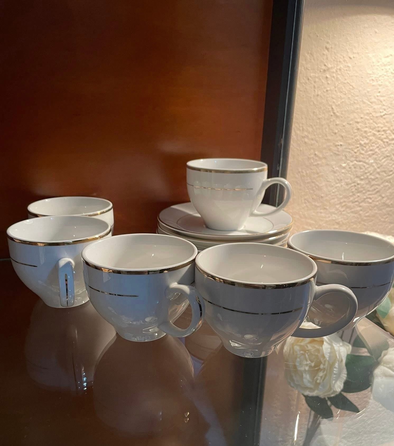 Сет за кафе или чај, 6 х големи филџани со тацна - 2