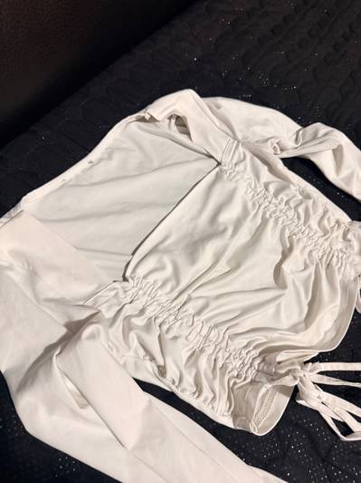Bluza bela S