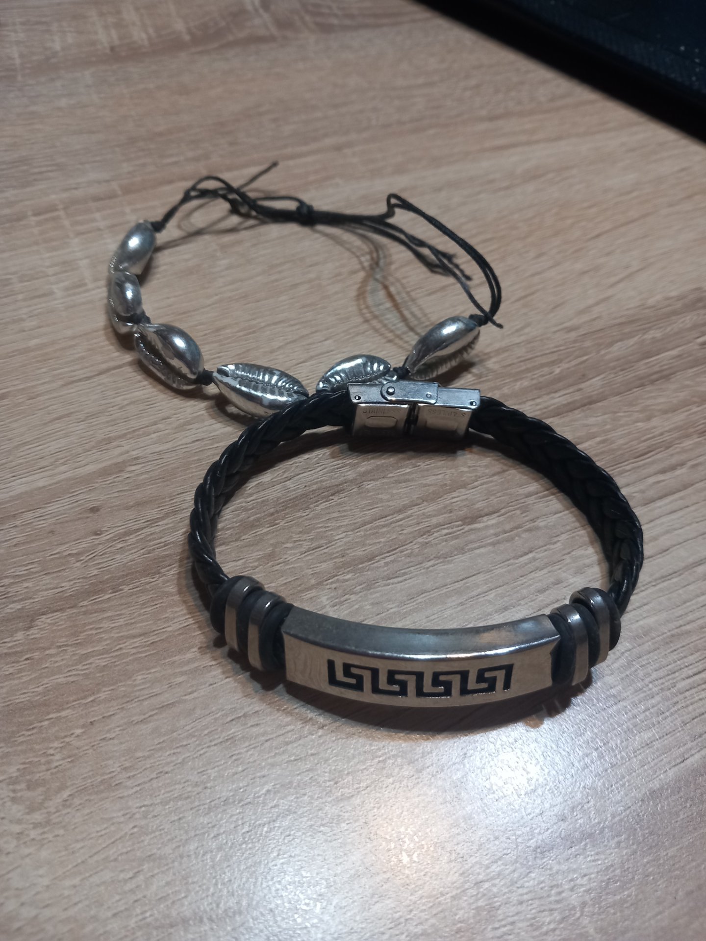 set od dve alki kozna i metalna