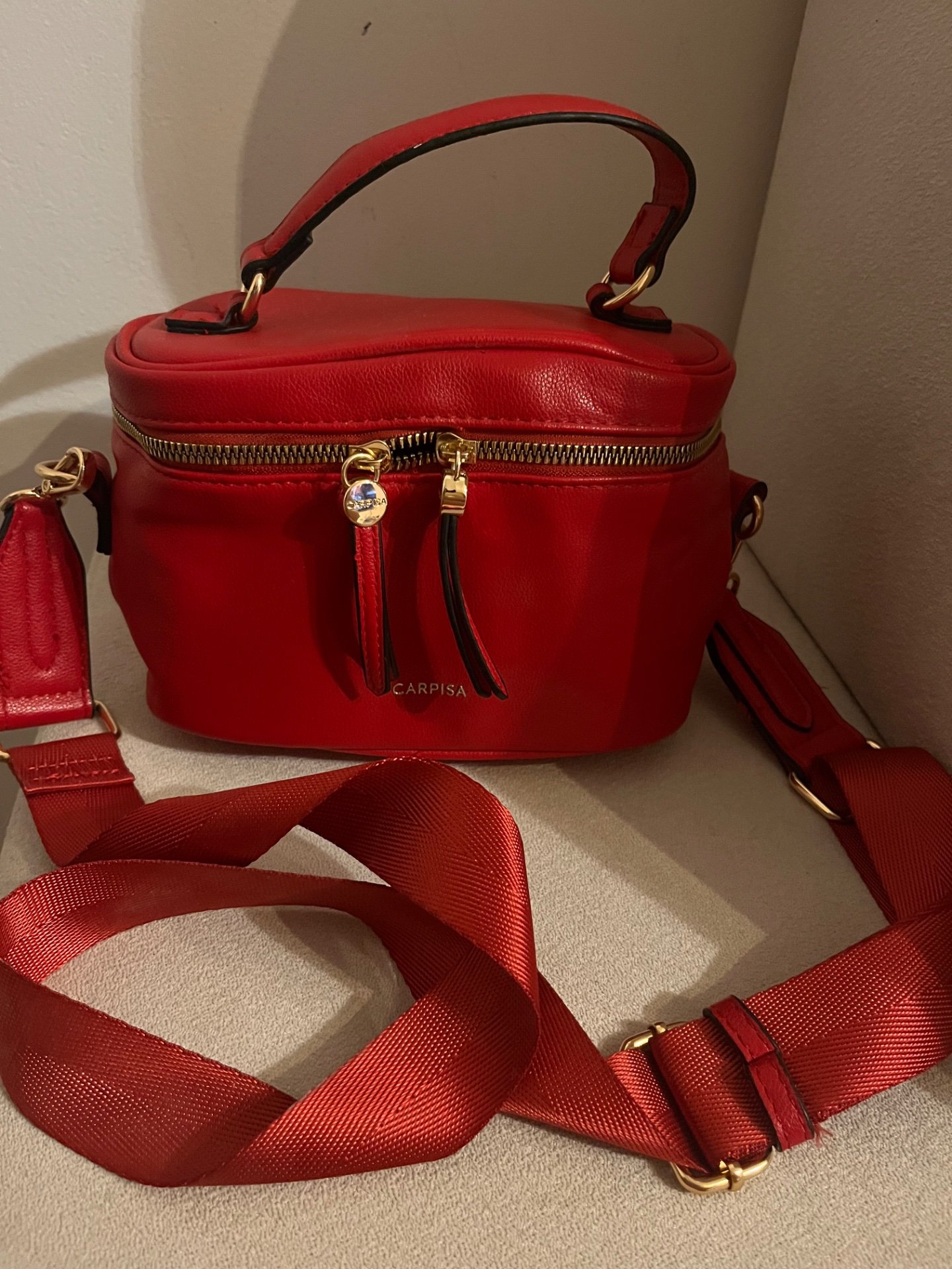 Carpisa мала чанта
