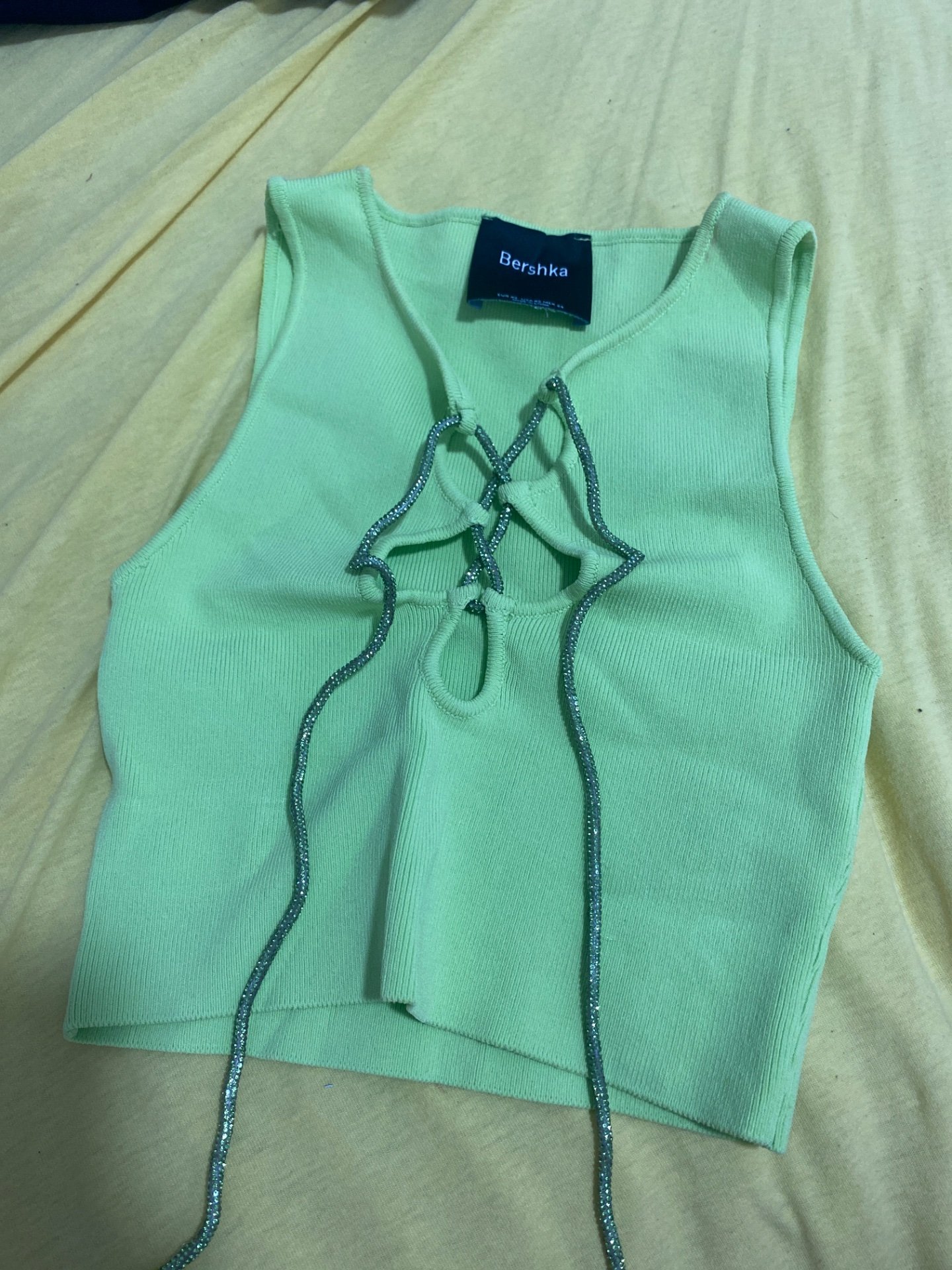 Crop maicka