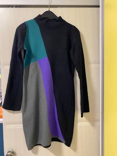 Benetton, volnena tunika
