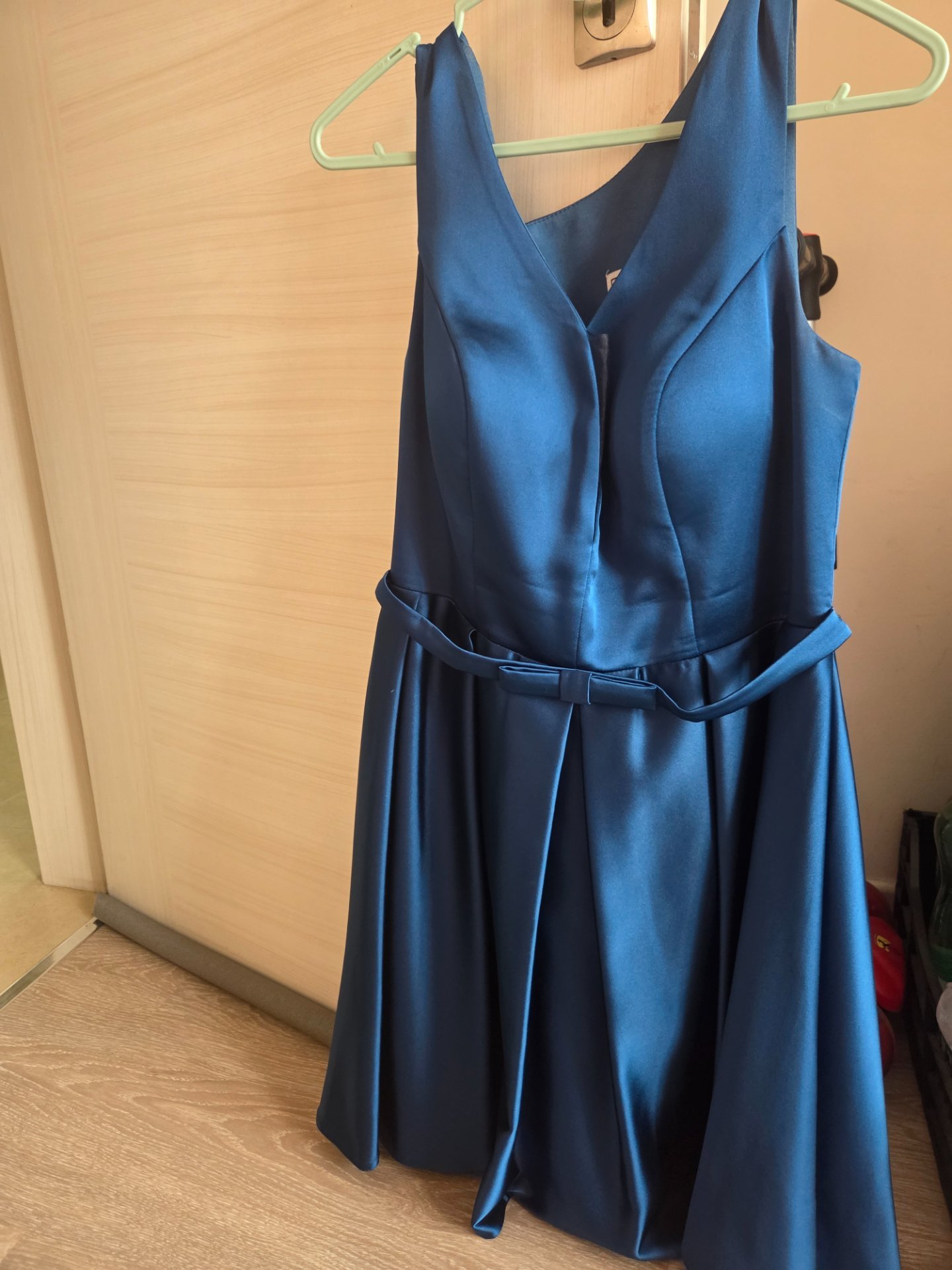 Елегантен фустан