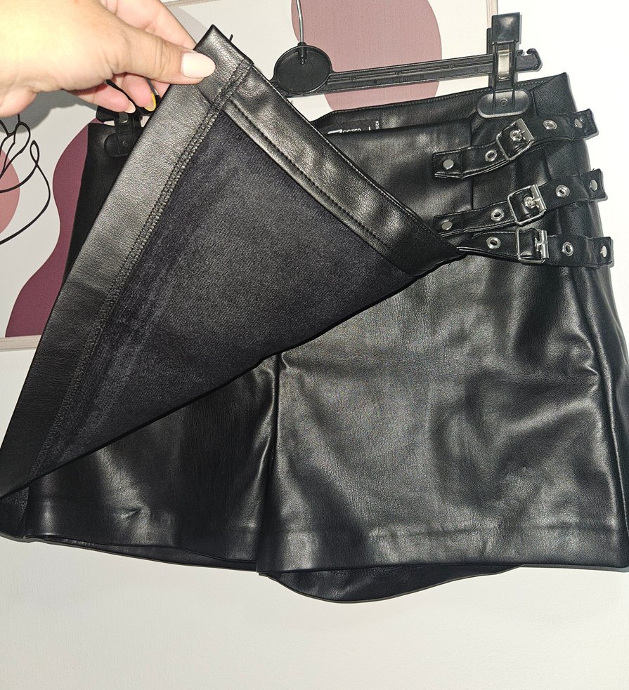 FB Sister(NewYorker) skort i DeFacto sailor kapa-komplet. - 3