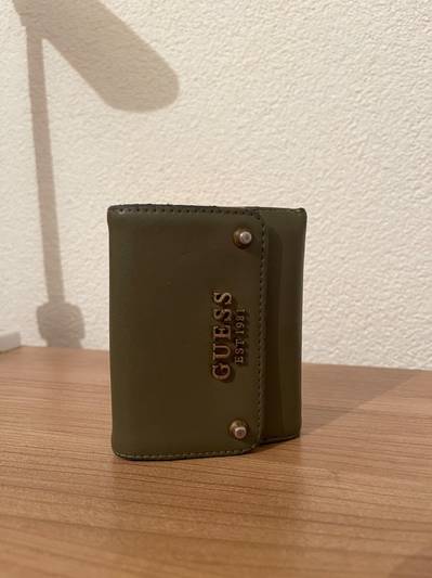 Guess Wallet