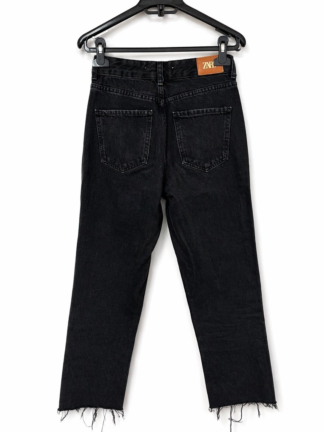 Zara Straight Fit Cropped Jeans - 2