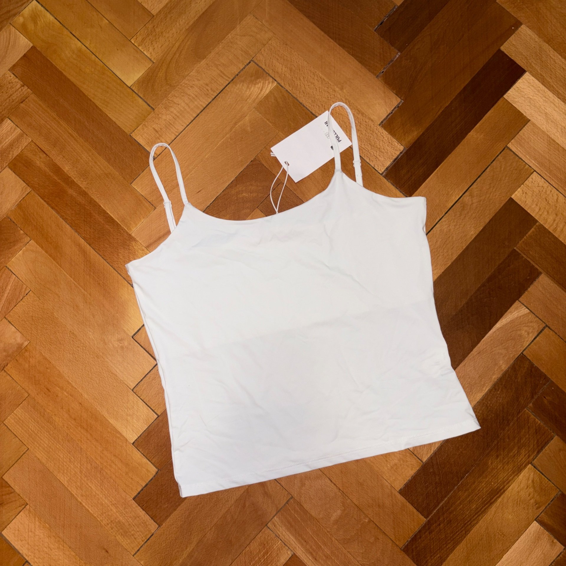 PullandBear top